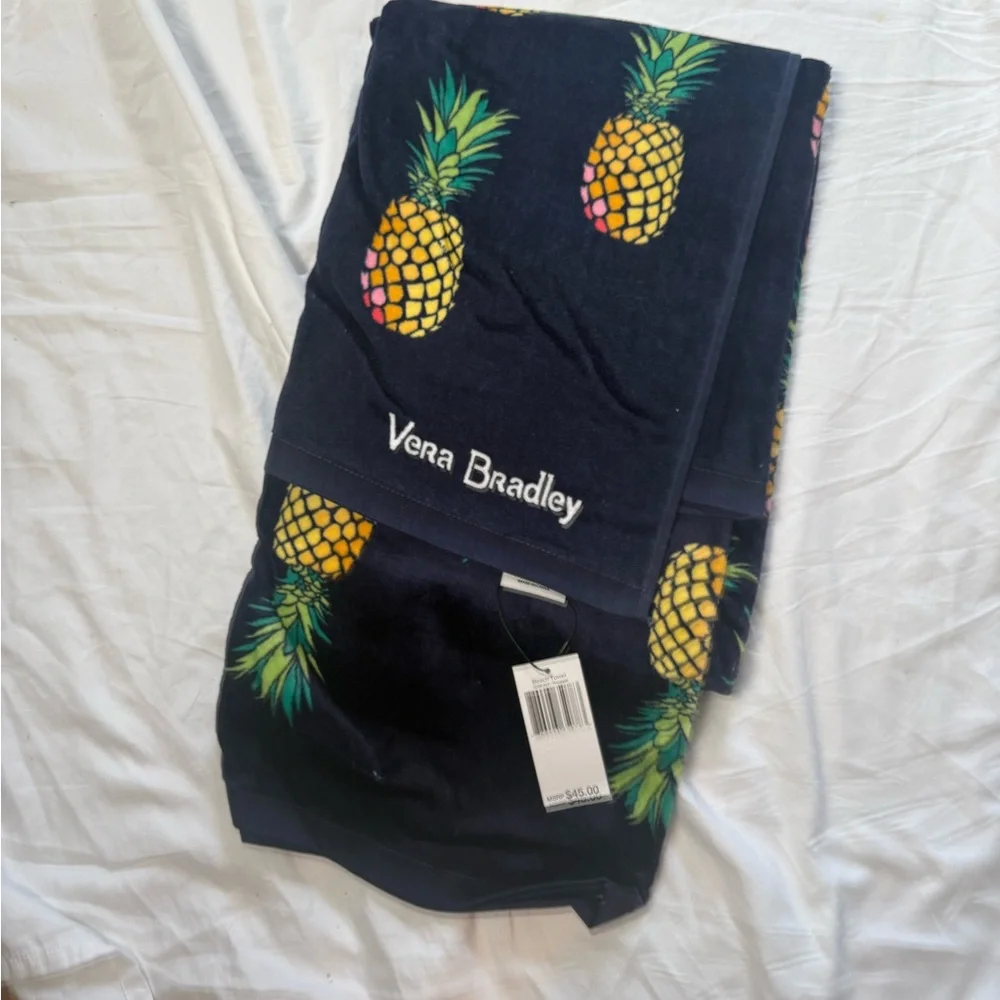 NWT Vera Bradley Pineapple Beach Towel Retired Pattern